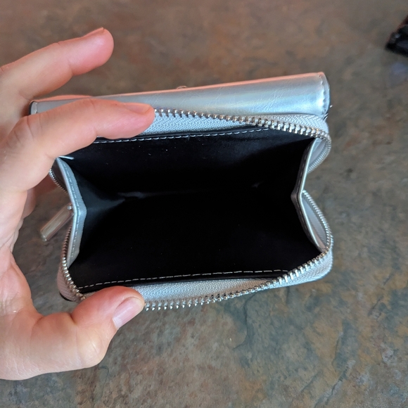 Y2K No Boundaries Wallet - Picture 4 of 4